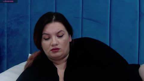 melanniebrown online show from December 15, 2024, 7:42 pm