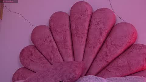 MelanyLuv online show from March 7, 2026, 12:07 am