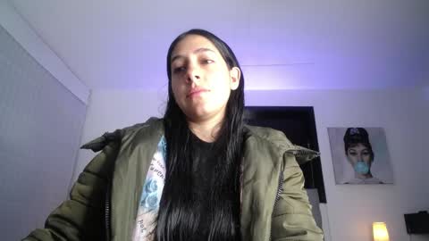 Snapshot of melanny_petite chatting on April 29, 2026, 11:36 am melanny_petite online show from April 29, 2026, 11:36 am