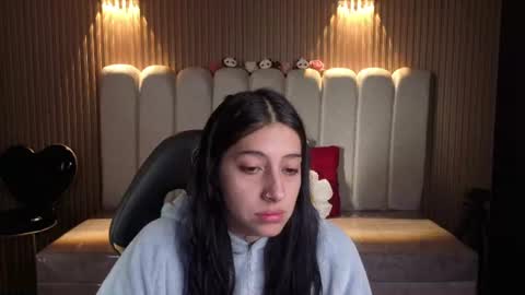 melanny_petite online show from July 19, 2026, 12:20 pm