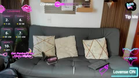 Melany online show from November 30, 2025, 4:33 pm