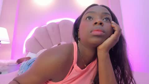 Melanie online show from September 25, 2025, 4:05 am