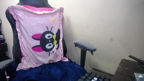 melany online show from December 13, 2024, 5:43 pm