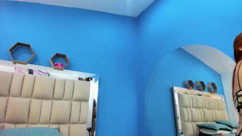 Melany  online show from February 9, 2026, 1:15 pm