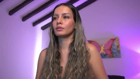 melany online show from February 28, 2025, 2:42 am