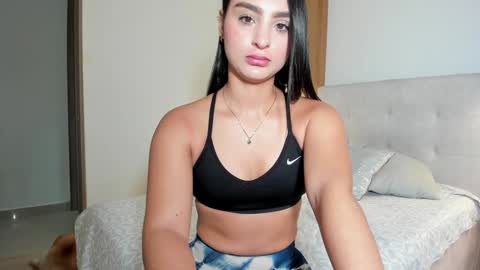 Melany online show from September 15, 2025, 5:02 pm