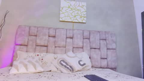 Snapshot of melanystone_ chatting on May 20, 2026, 11:49 am Melany online show from May 20, 2026, 11:49 am