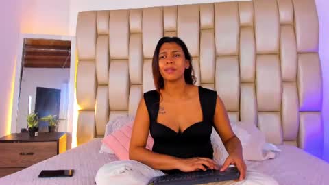 Snapshot of melanystone_ chatting on July 26, 2026, 12:23 pm Melany online show from July 26, 2026, 12:23 pm