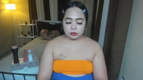 Snapshot of melayfoxx chatting on May 3, 2026, 12:22 pm melayfoxx online show from May 3, 2026, 12:22 pm