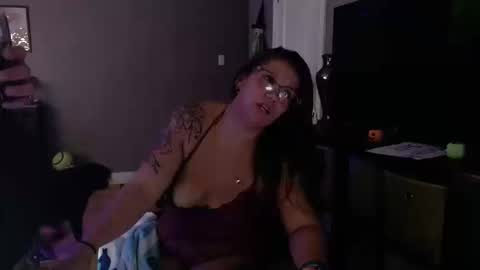 melchatte online show from October 12, 2025, 1:59 am