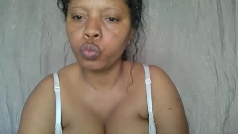 Snapshot of meld2599 chatting on September 21, 2025, 9:22 am meld2599 online show from September 21, 2025, 9:22 am