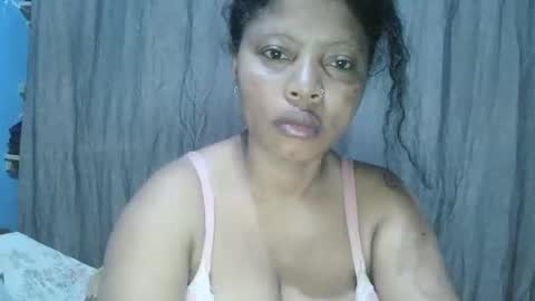 Snapshot of meld2599 chatting on October 6, 2025, 4:54 am meld2599 online show from October 6, 2025, 4:54 am