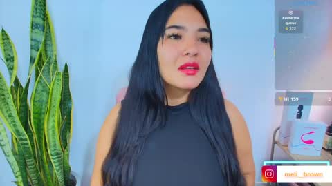    Independent model online show from April 26, 2026, 8:28 pm