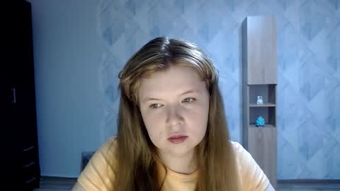 Snapshot of melina_beauty chatting on September 23, 2025, 7:50 pm Melina online show from September 23, 2025, 7:50 pm