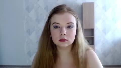 Melina online show from March 18, 2026, 7:55 am