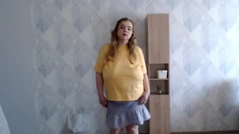 Melina online show from May 4, 2026, 7:26 am
