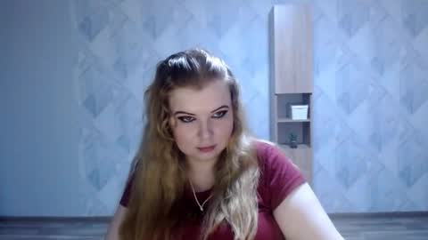 Snapshot of melina_beauty chatting on May 20, 2026, 9:54 pm Melina online show from May 20, 2026, 9:54 pm