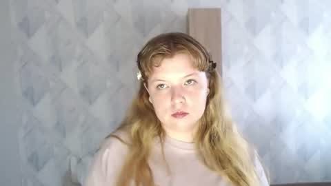 Melina online show from August 3, 2026, 4:00 pm