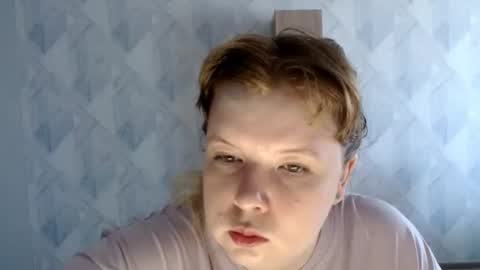 Melina online show from August 4, 2026, 7:44 am