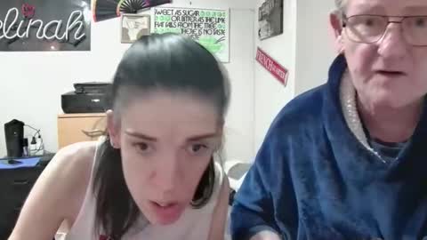 Melinah Viking online show from May 17, 2026, 4:32 am