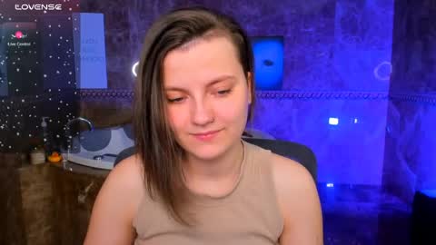 Snapshot of melindat chatting on May 1, 2026, 1:21 am Melinda online show from May 1, 2026, 1:21 am