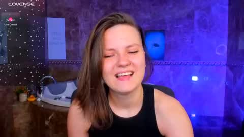 Snapshot of melindat chatting on July 2, 2026, 3:23 am Melinda online show from July 2, 2026, 3:23 am