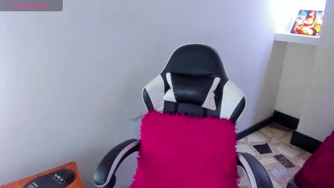 Snapshot of melisa_14 chatting on March 3, 2026, 12:11 pm Melisa online show from March 3, 2026, 12:11 pm