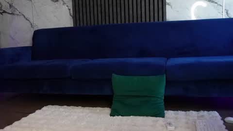 melisa_babe online show from June 22, 2026, 12:02 pm