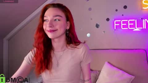 Snapshot of melisa_cox chatting on November 4, 2025, 12:54 am Melisa online show from November 4, 2025, 12:54 am