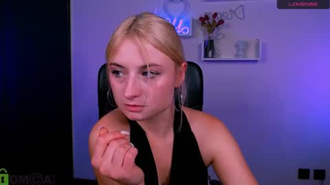 Melisa online show from July 22, 2026, 7:27 pm