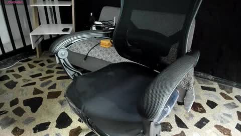 Snapshot of melisabostton_ chatting on October 27, 2025, 1:59 pm Melissa online show from October 27, 2025, 1:59 pm