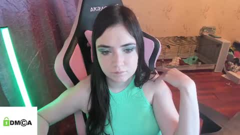 Snapshot of melisanilson chatting on July 16, 2026, 9:32 pm melisanilson online show from July 16, 2026, 9:32 pm