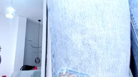 melissa_23_ online show from May 1, 2026, 11:37 am
