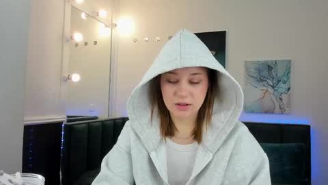 Hi I am Melissa online show from January 17, 2026, 12:59 am