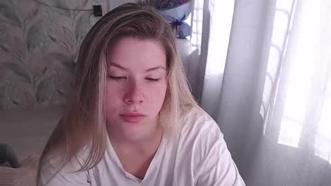 Snapshot of melissa__ray chatting on September 26, 2025, 7:01 am Melissa  Ray online show from September 26, 2025, 7:01 am