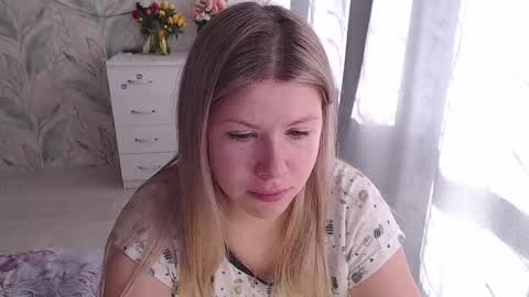 Snapshot of melissa__ray chatting on October 28, 2025, 6:50 am Melissa  Ray online show from October 28, 2025, 6:50 am