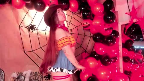 melissa_es online show from October 27, 2025, 12:42 pm