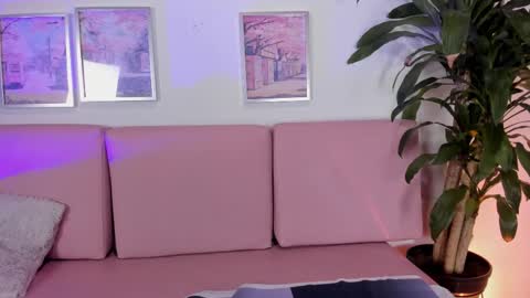 Snapshot of melissa_latingirl chatting on October 12, 2025, 5:06 am Melissa online show from October 12, 2025, 5:06 am