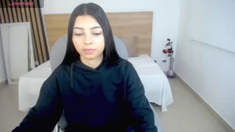 Snapshot of melissa_lenox chatting on June 17, 2026, 12:18 pm melissa_lenox online show from June 17, 2026, 12:18 pm