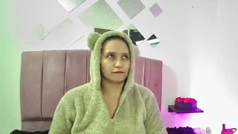 MELISSA online show from February 8, 2025, 5:08 pm