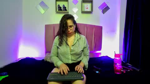 MELISSA online show from February 28, 2025, 4:54 am