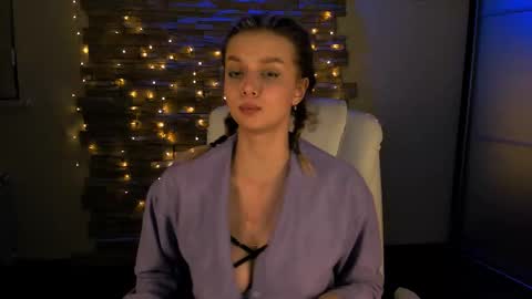 Melissa online show from February 11, 2025, 2:25 am