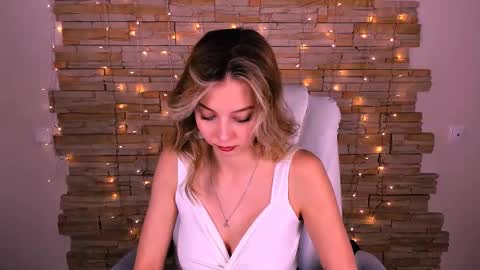 Melissa online show from February 22, 2025, 7:58 pm