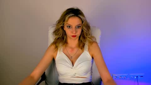 Melissa online show from March 11, 2025, 8:20 pm