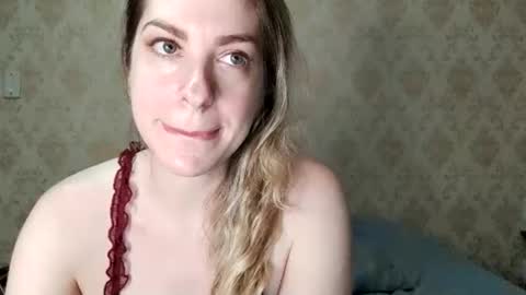 Snapshot of melissa_s2 chatting on April 15, 2026, 3:13 am Melissa online show from April 15, 2026, 3:13 am