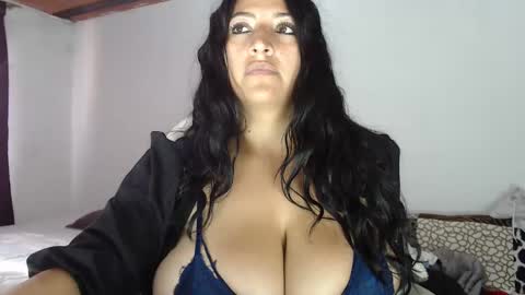 Lau   online show from January 2, 2025, 9:18 pm