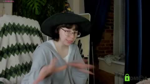 Melissa online show from June 18, 2026, 12:00 am