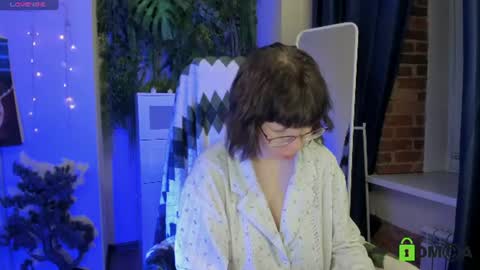 Melissa online show from June 25, 2026, 9:19 pm