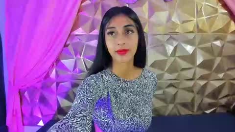 Snapshot of melissa_white18 chatting on December 10, 2024, 7:22 pm Mely online show from December 10, 2024, 7:22 pm