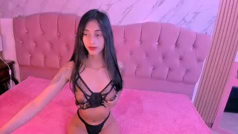 Snapshot of melissa_white18 chatting on February 27, 2025, 5:58 pm Mely online show from February 27, 2025, 5:58 pm